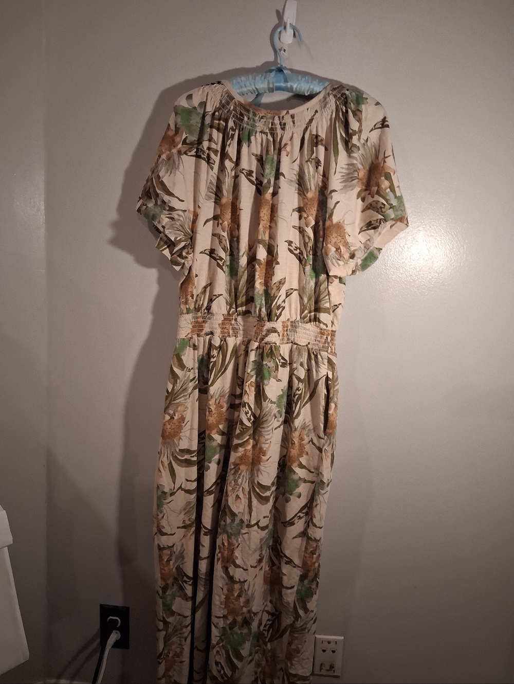 Lane Bryant Light Cream Floral Button-Front Jumpsuit  with Green & Tan Print - Picture 7 of 7